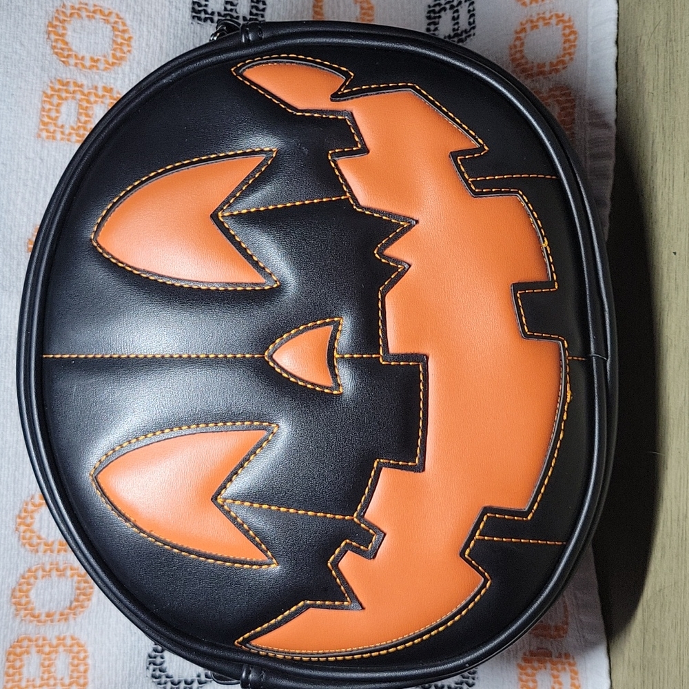 Love Pain and Stitches